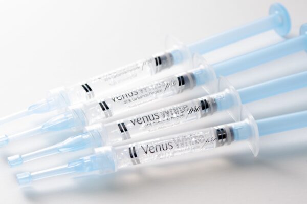 Venus Whitening Gel Kit - Image 1